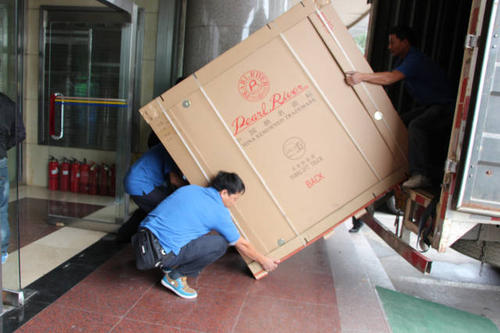 南华钢琴贵重工艺品无忧运